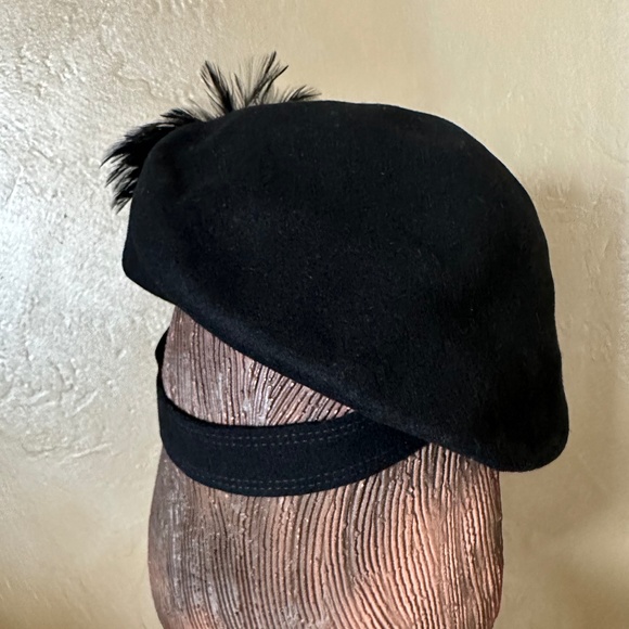 CHIC 1930s\' BLACK FELT \